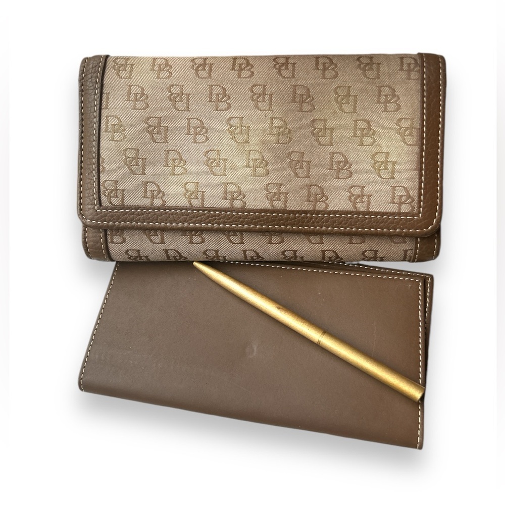 Dooney & Bourke Vintage Monogram Canvas Leather Checkbook Wallet w/ Pen